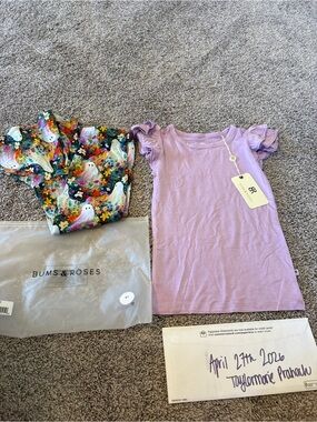 Bums and roses boo-tiful bell bottom outfit set, NIB size 4T